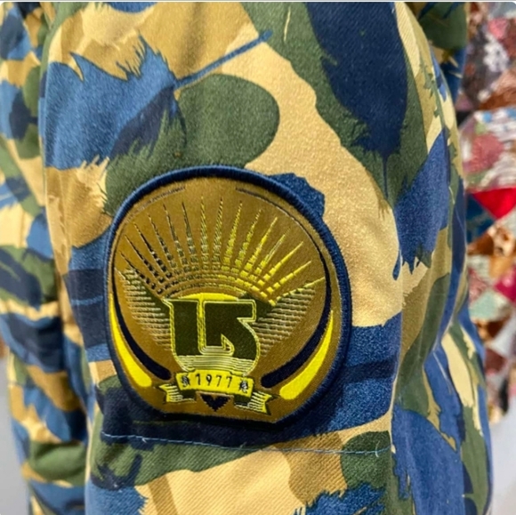 *BURTON* Women's Snow Jacket with Blue Tooth Speakers 🔊 ❄️ - Picture 6 of 17